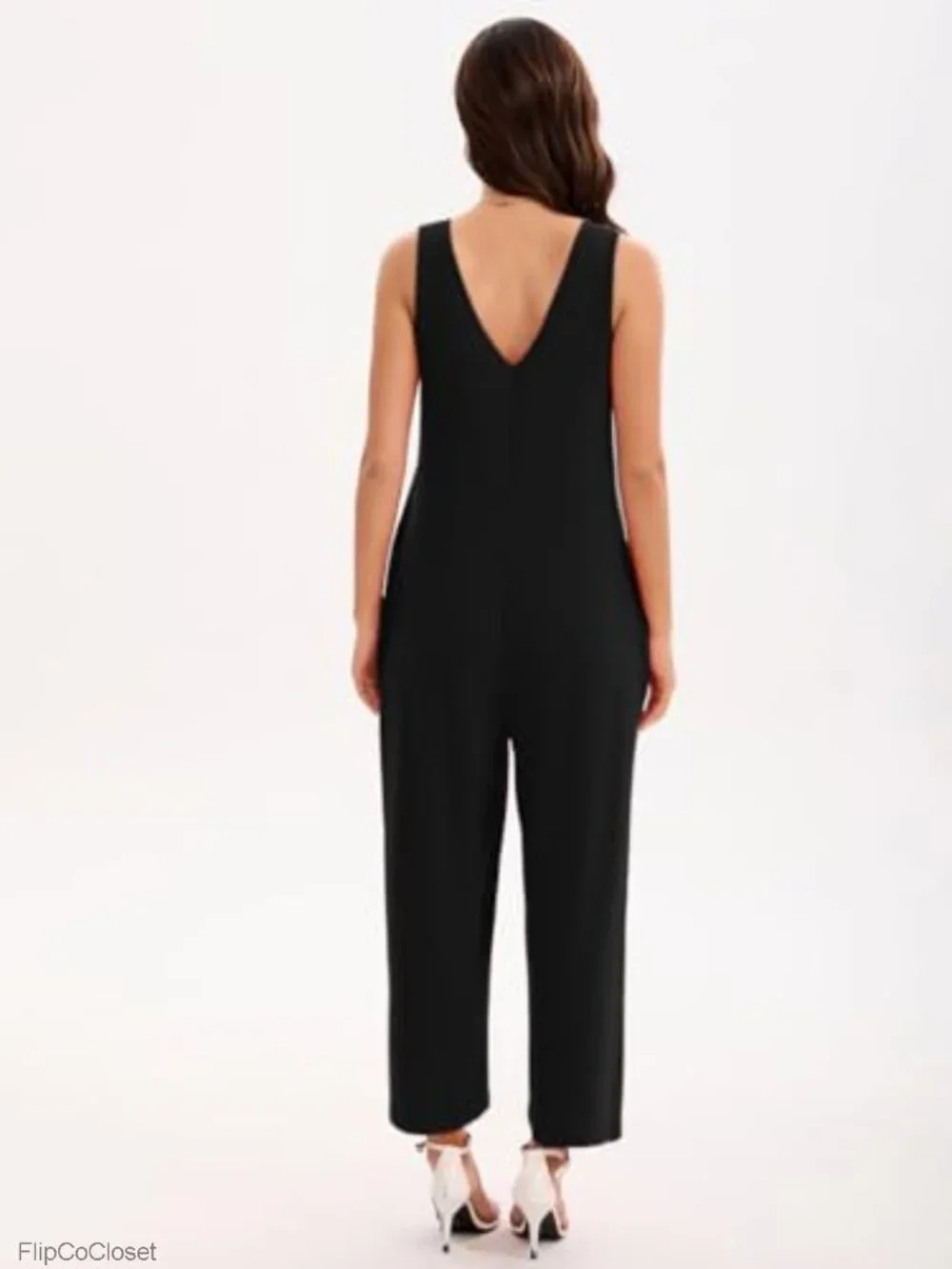 Sleeveless V-Neck Loose Jumpsuit with Pockets Summer Casual